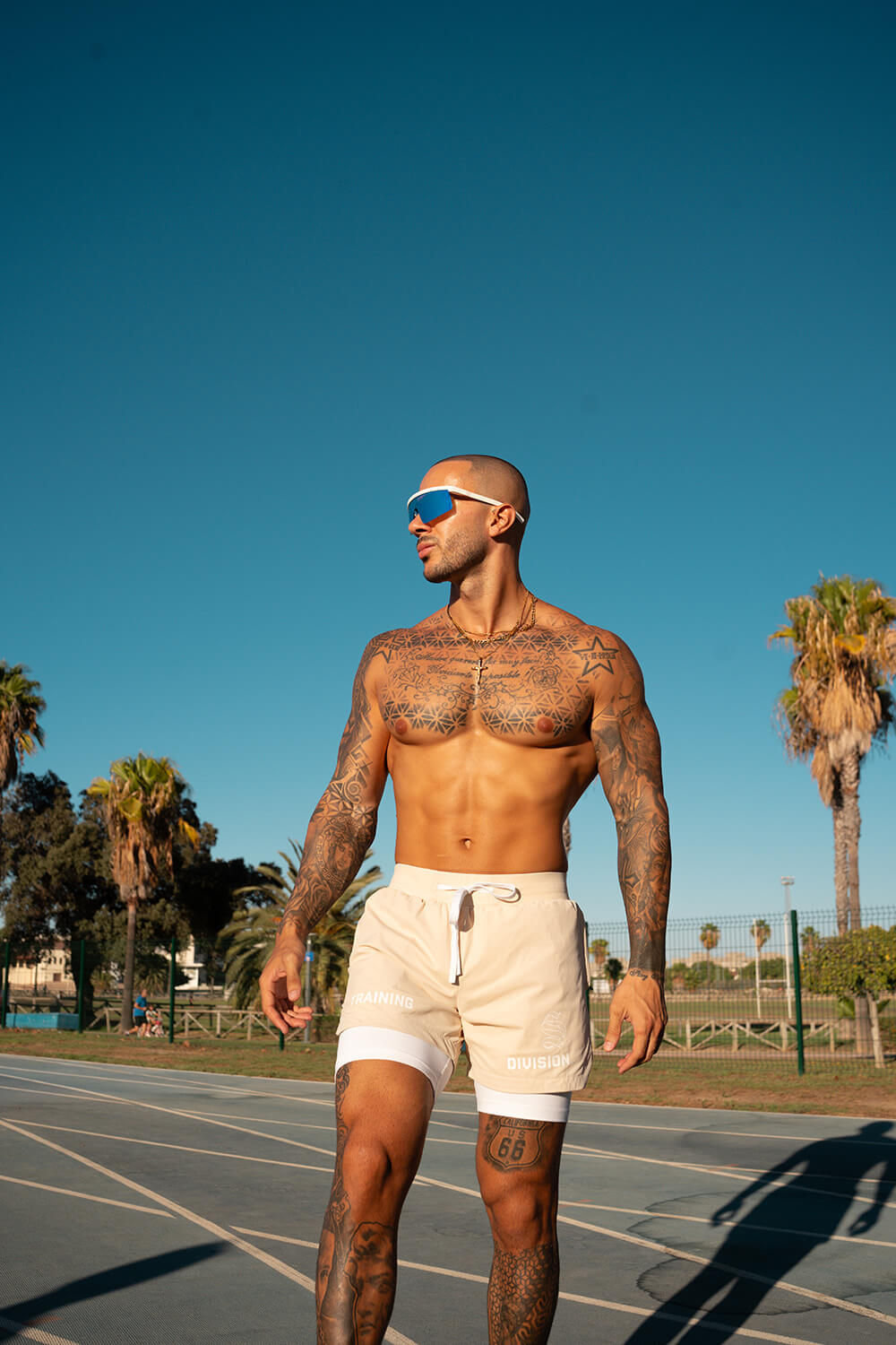 Venom 365 Shorts - Sand/White