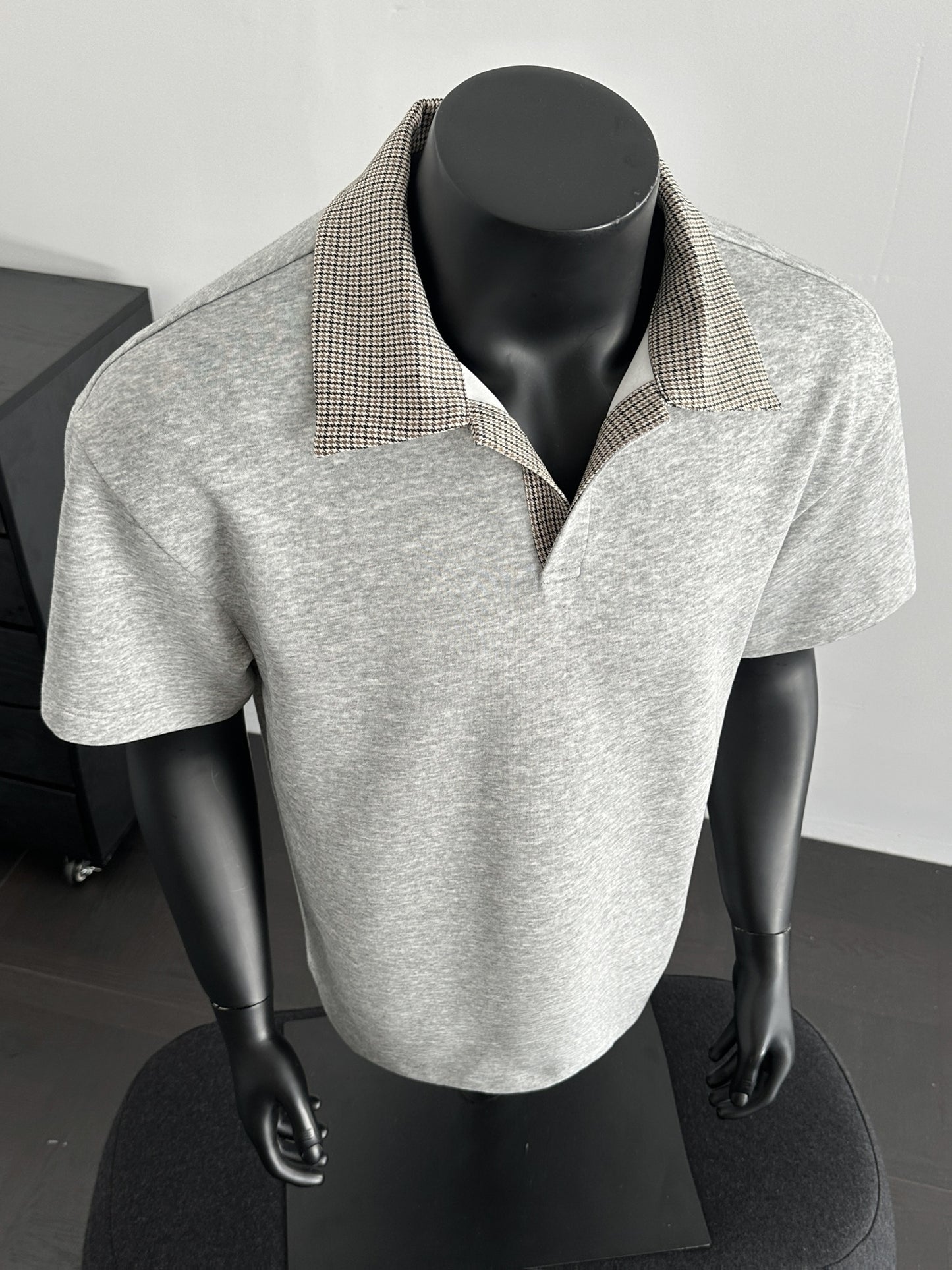 Men's Contrast Collar Shirt, Casual Short Sleeve Top, Loose Fit Breathable Summer T-Shirt for Daily Wear