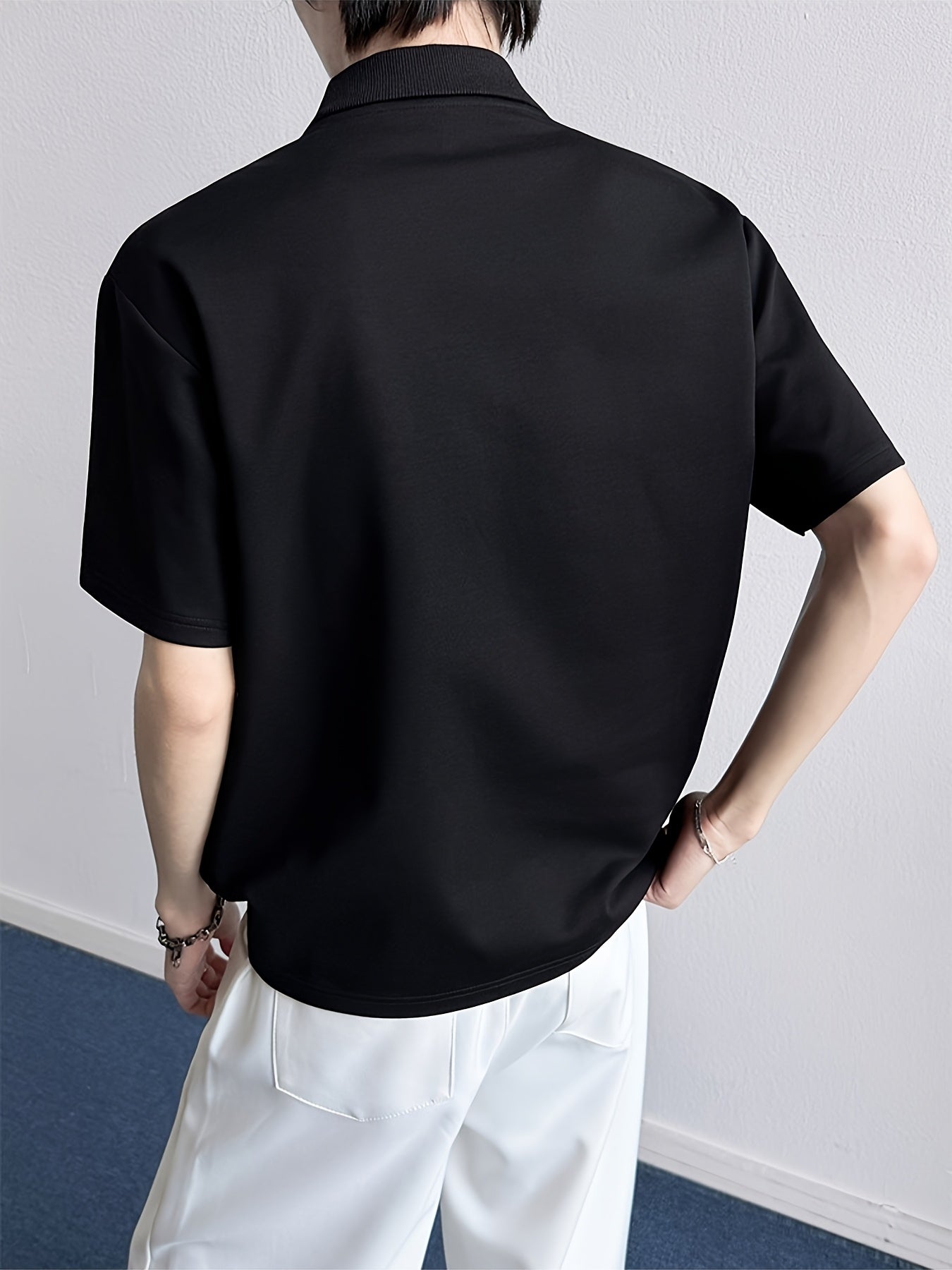 Men'S Stylish Short-Sleeve T-Shirt with a Patchwork Design in Summer Collection