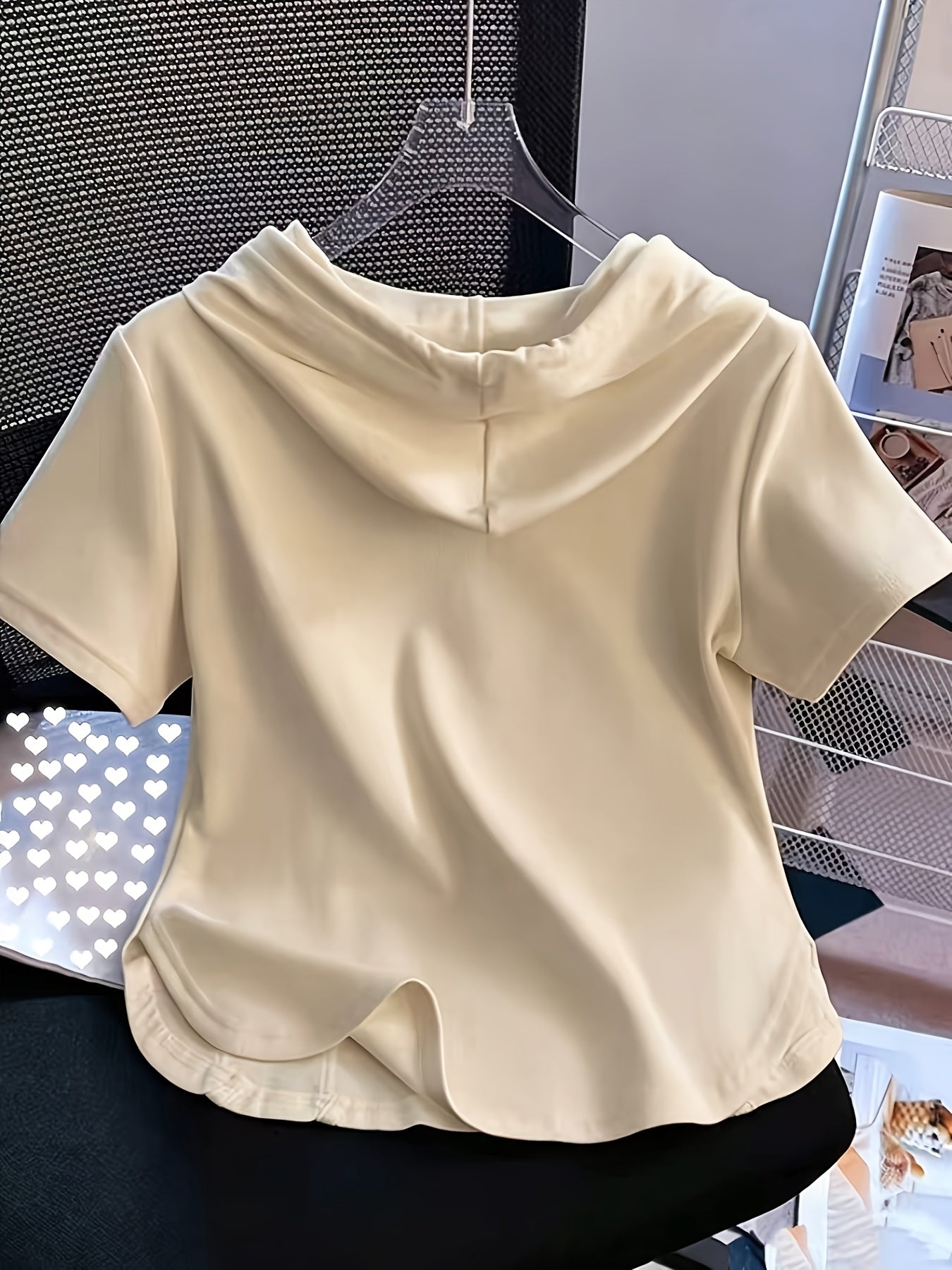 New Summer Solid Color Fashionable and Elegant Half-Zip Hooded Short-Sleeve Top, Slim Fit, Flattering, and Versatile