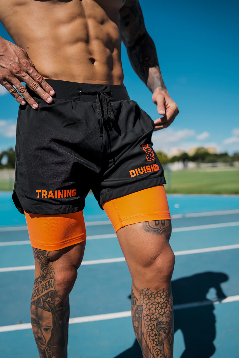 Venom 365 Shorts - Black/Orange