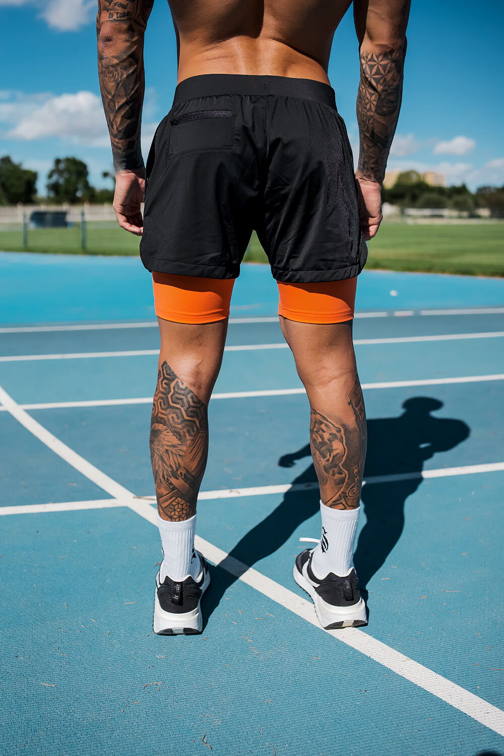 Venom 365 Shorts - Black/Orange
