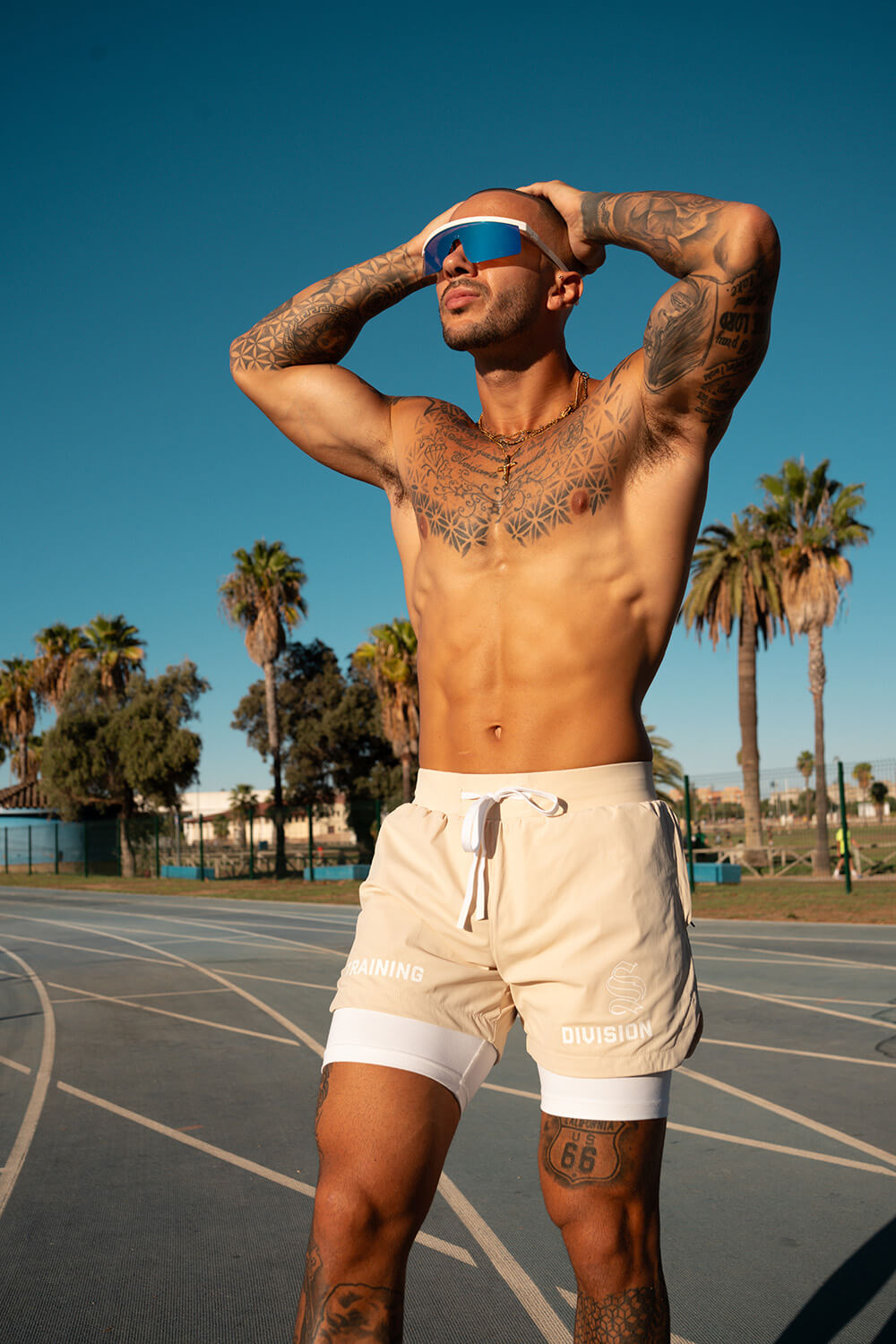 Venom 365 Shorts - Sand/White