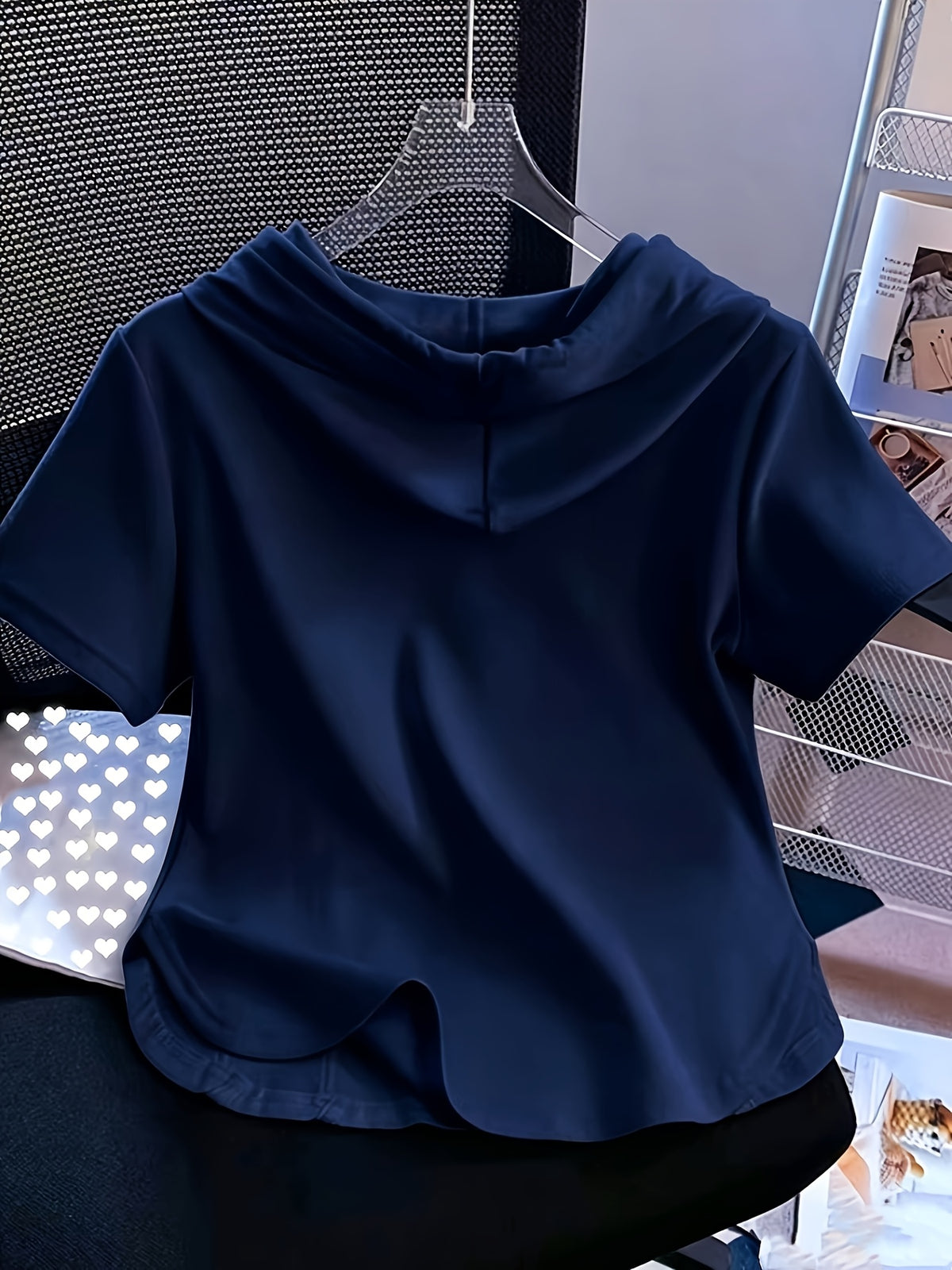 New Summer Solid Color Fashionable and Elegant Half-Zip Hooded Short-Sleeve Top, Slim Fit, Flattering, and Versatile