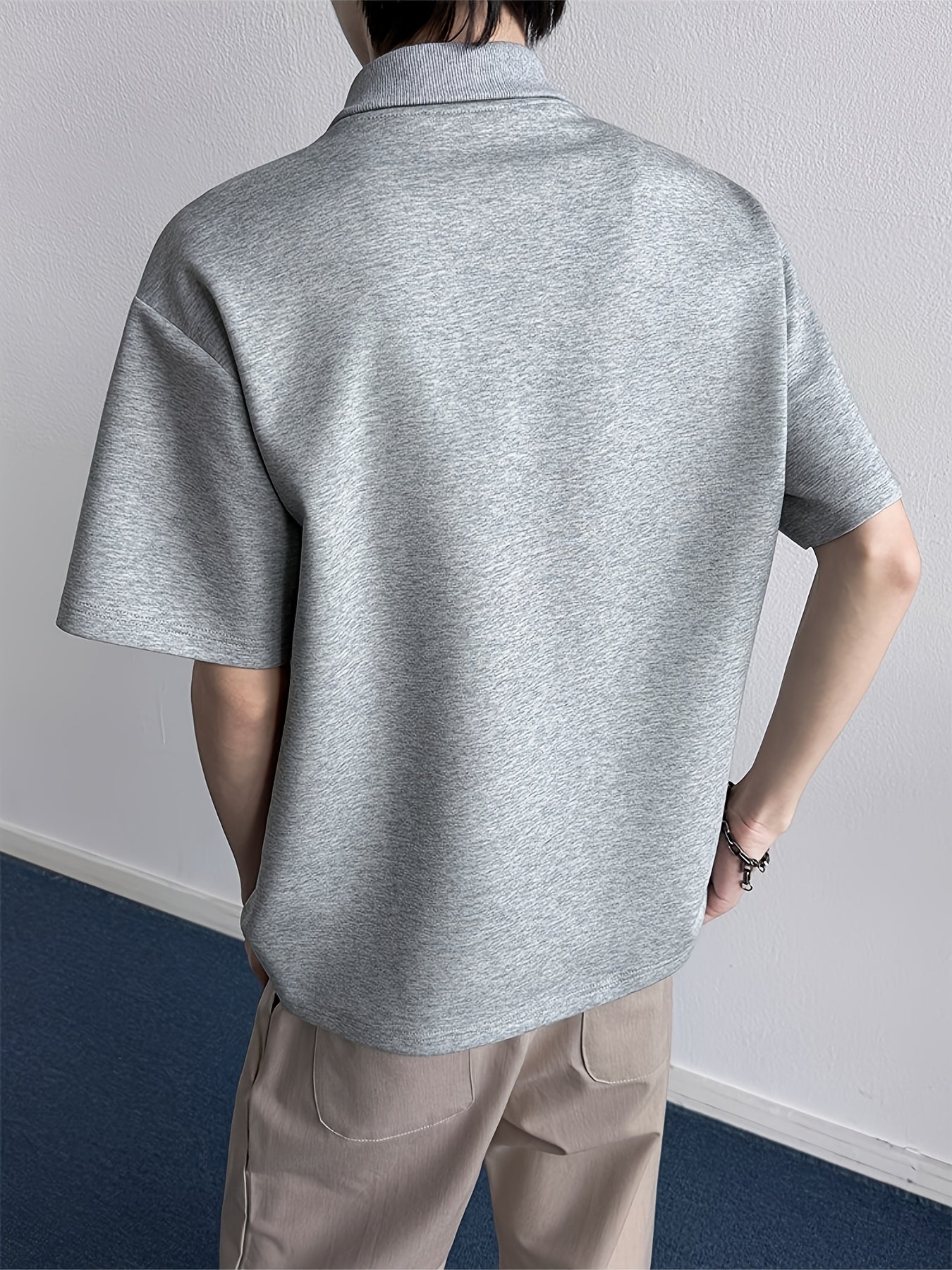 Men'S Stylish Short-Sleeve T-Shirt with a Patchwork Design in Summer Collection