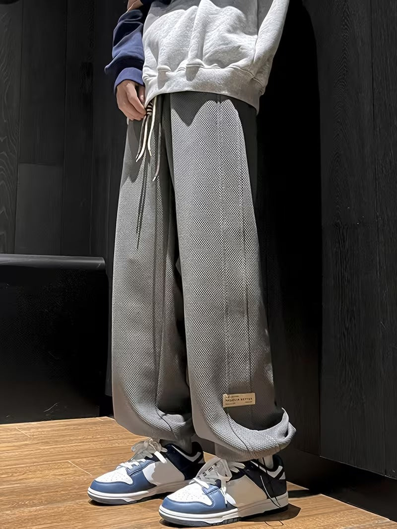 STRAIGHT FIT TRACK PANT